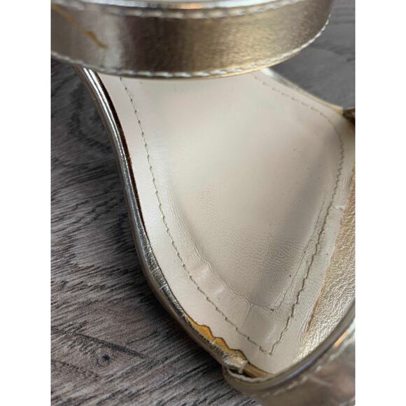 Bamboo Gold Strappy Block Heel Sandal Women's Size 7 - Picture 13 of 15